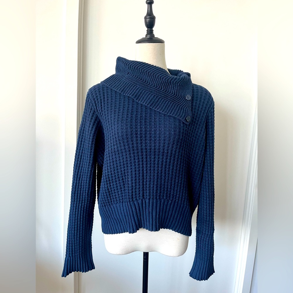 EUC Large Banana Republic Navy Funnel Neck Waffle Knit Convertible Swearer Shirt